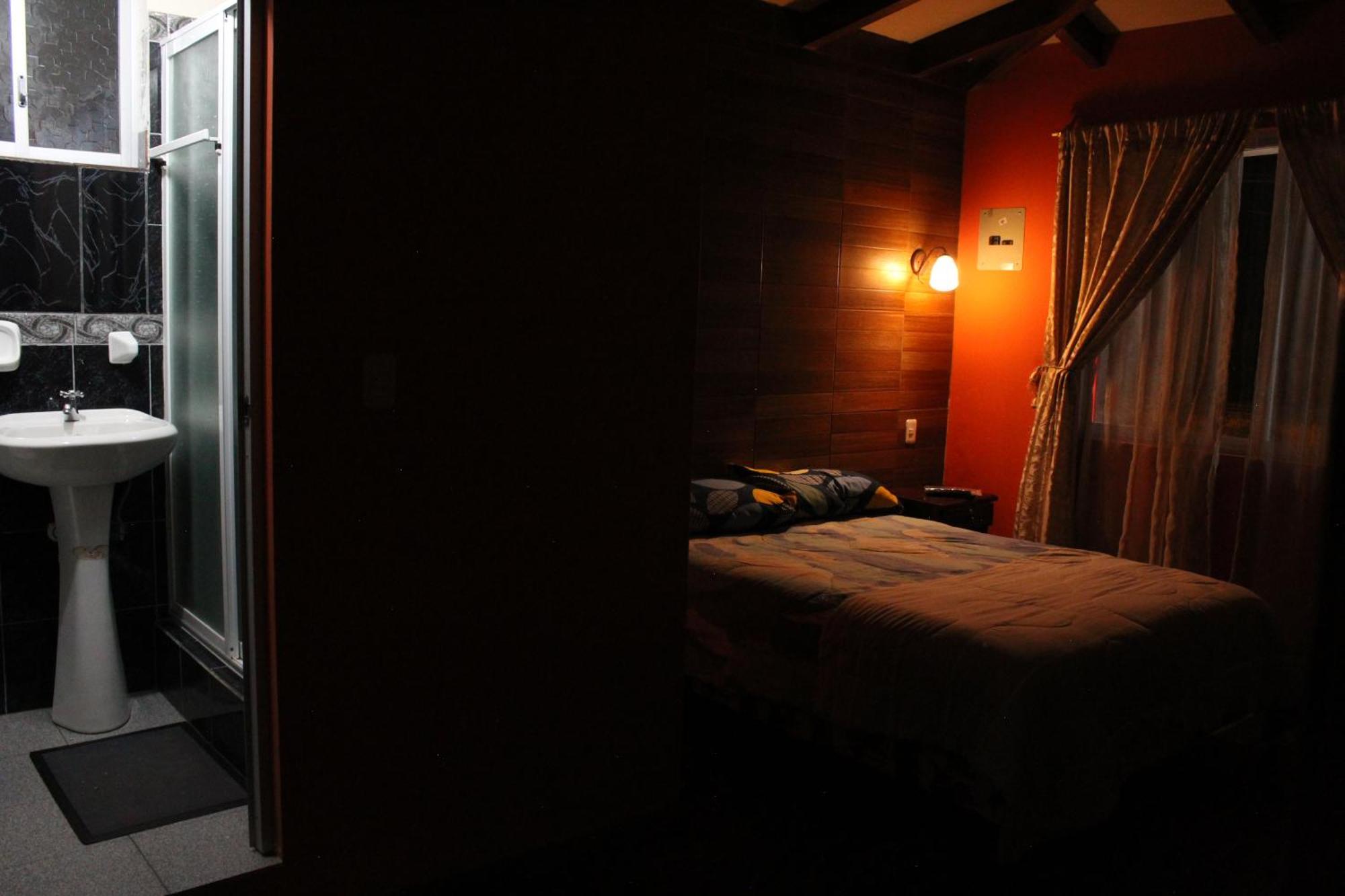 El Lenador Hotel Y Restaurante 帕帕亚克塔 外观 照片